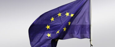 il parlamento alza il conto